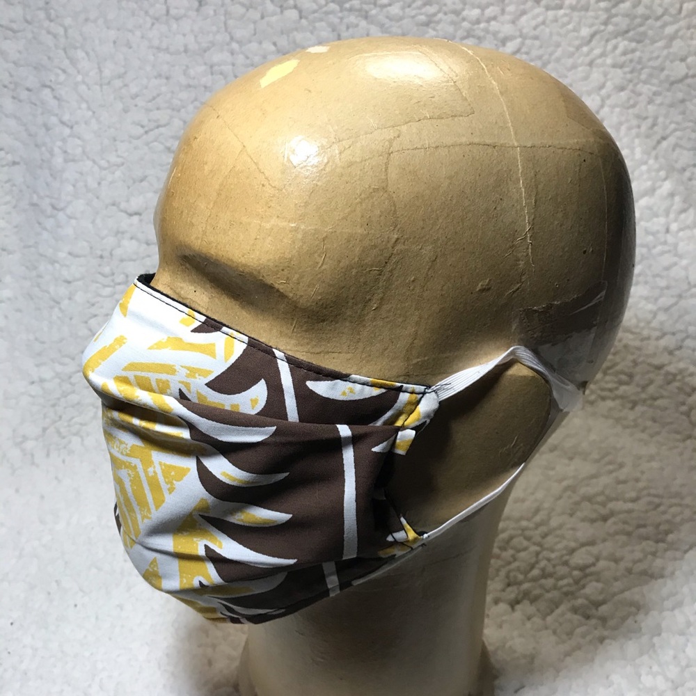 Hawaiian design cotton face mask. Adult size.